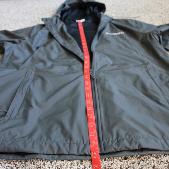 Men's Columbia Jacket - Picture 9 of 11